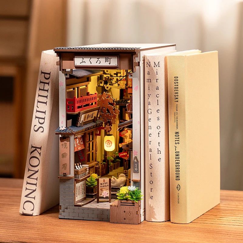 Original Rolife Sakura Wine Alley Japanese Style Design Book Nooks Kit for Family Home Bookshelf Decoration 3D DIY Wooden Puzzle
