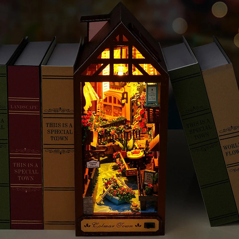 DIY Book Nook Kit Bookend Kit Wooden Doll House Bookshelf Insert Decor With Warm Light 3D Puzzle Assembly Building Model Gifts