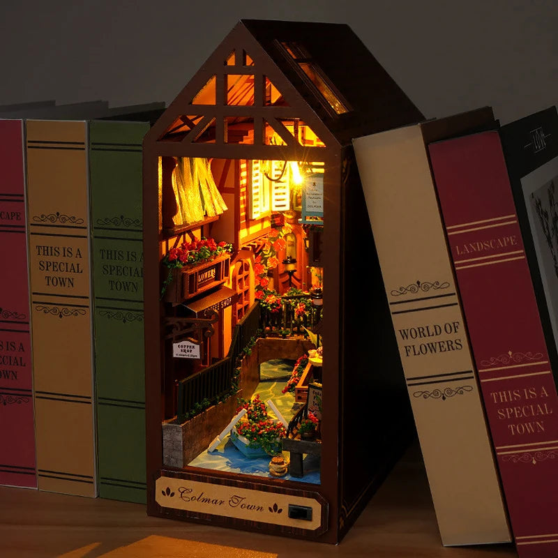 DIY Book Nook Kit Bookend Kit Wooden Doll House Bookshelf Insert Decor With Warm Light 3D Puzzle Assembly Building Model Gifts