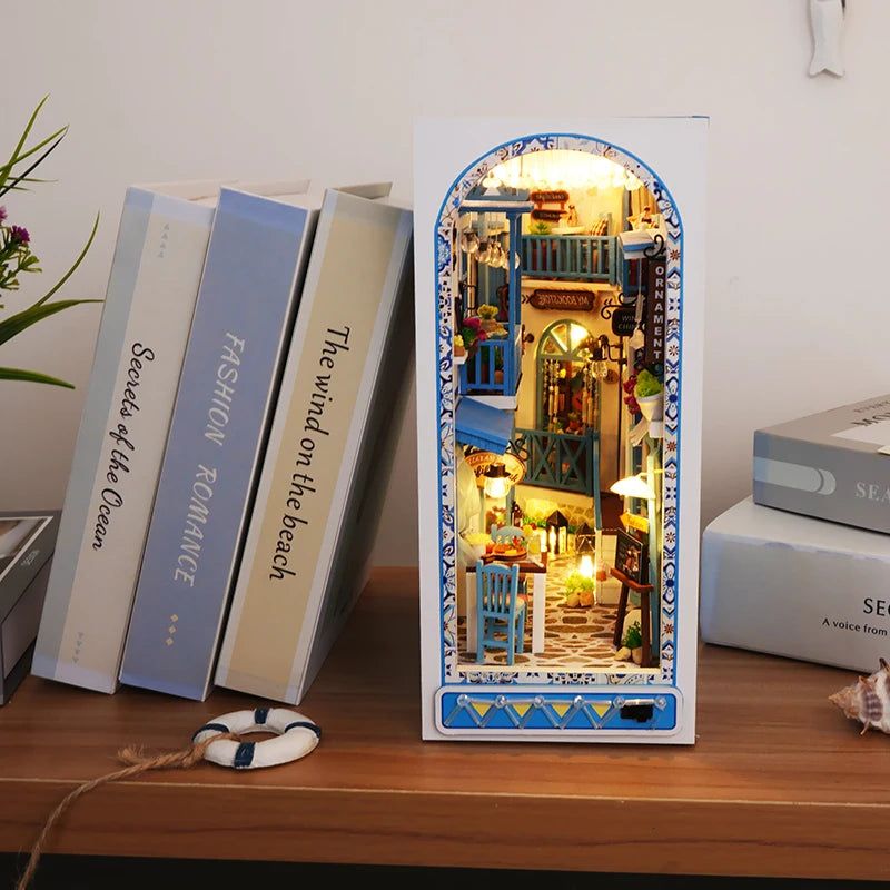 Book Nook Kit Mini DIY Book Nook Touch Light with Furniture Children's Birthday Gift (Sea Breeze Land) Drop Shippig